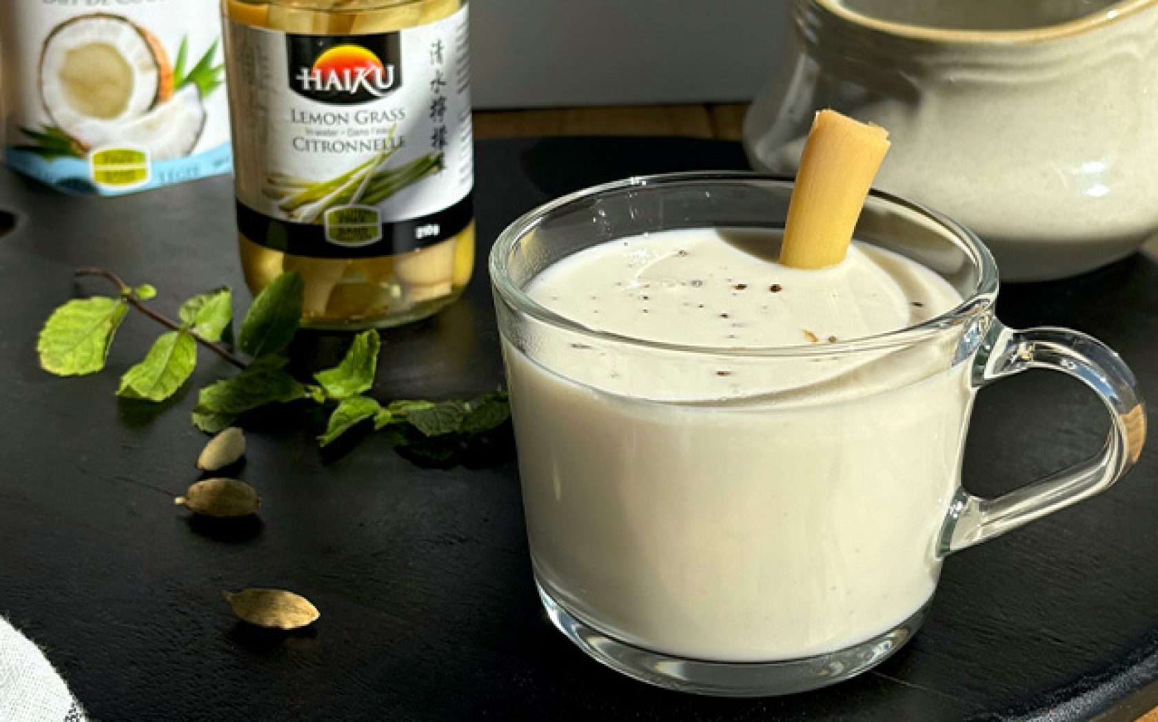 Coconut milk with lemongrass, mint & cardamom