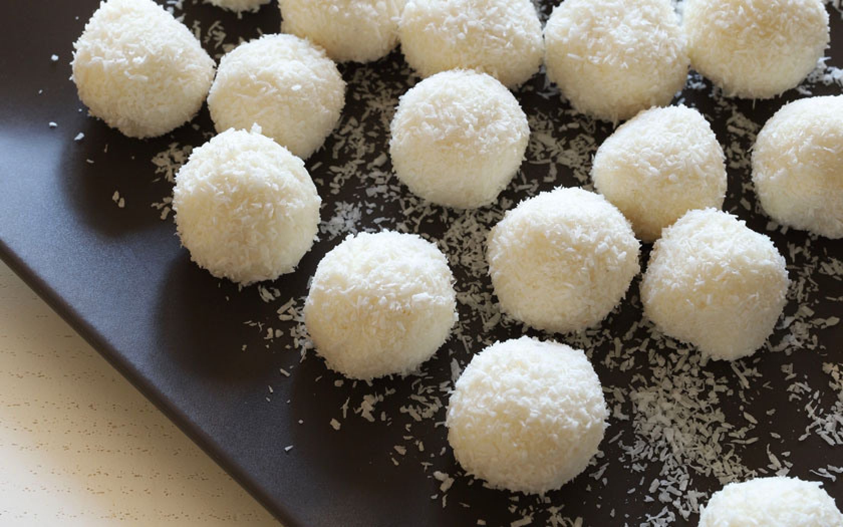 Truffes à la crème de noix de coco Truffes à la crème de noix de coco